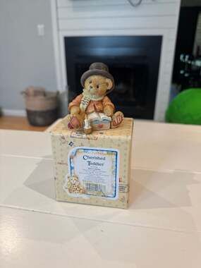 1994 Cherished Teddies Bear Cratchet Figurine 617326 with Box